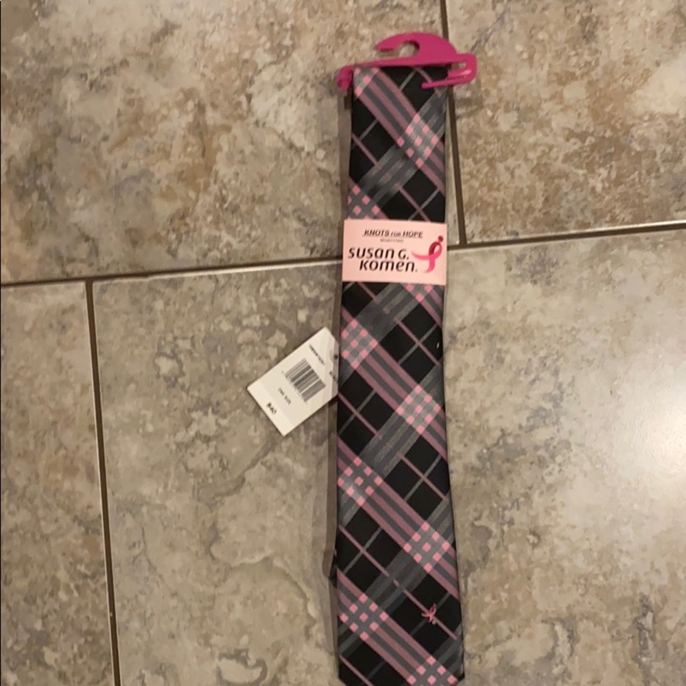 A new men tie  benefiting Susan G.Komen
